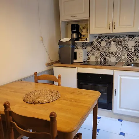 La Petite Maison